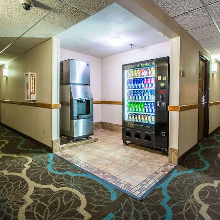 Quality Inn & Suites University Laramie Εξωτερικό φωτογραφία