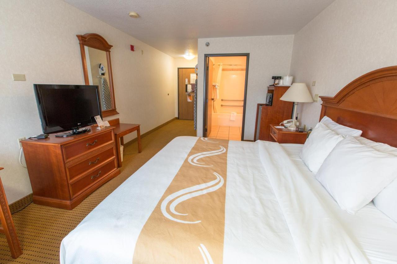 Quality Inn & Suites University Laramie Εξωτερικό φωτογραφία