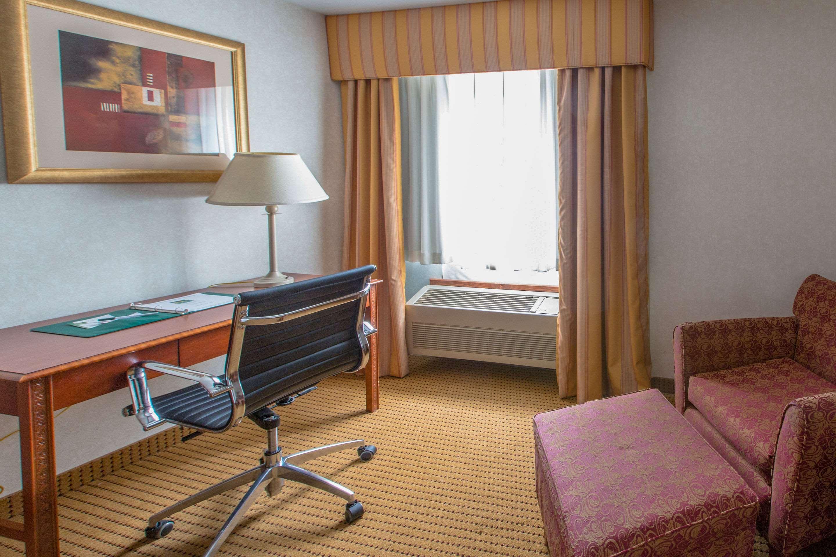 Quality Inn & Suites University Laramie Εξωτερικό φωτογραφία