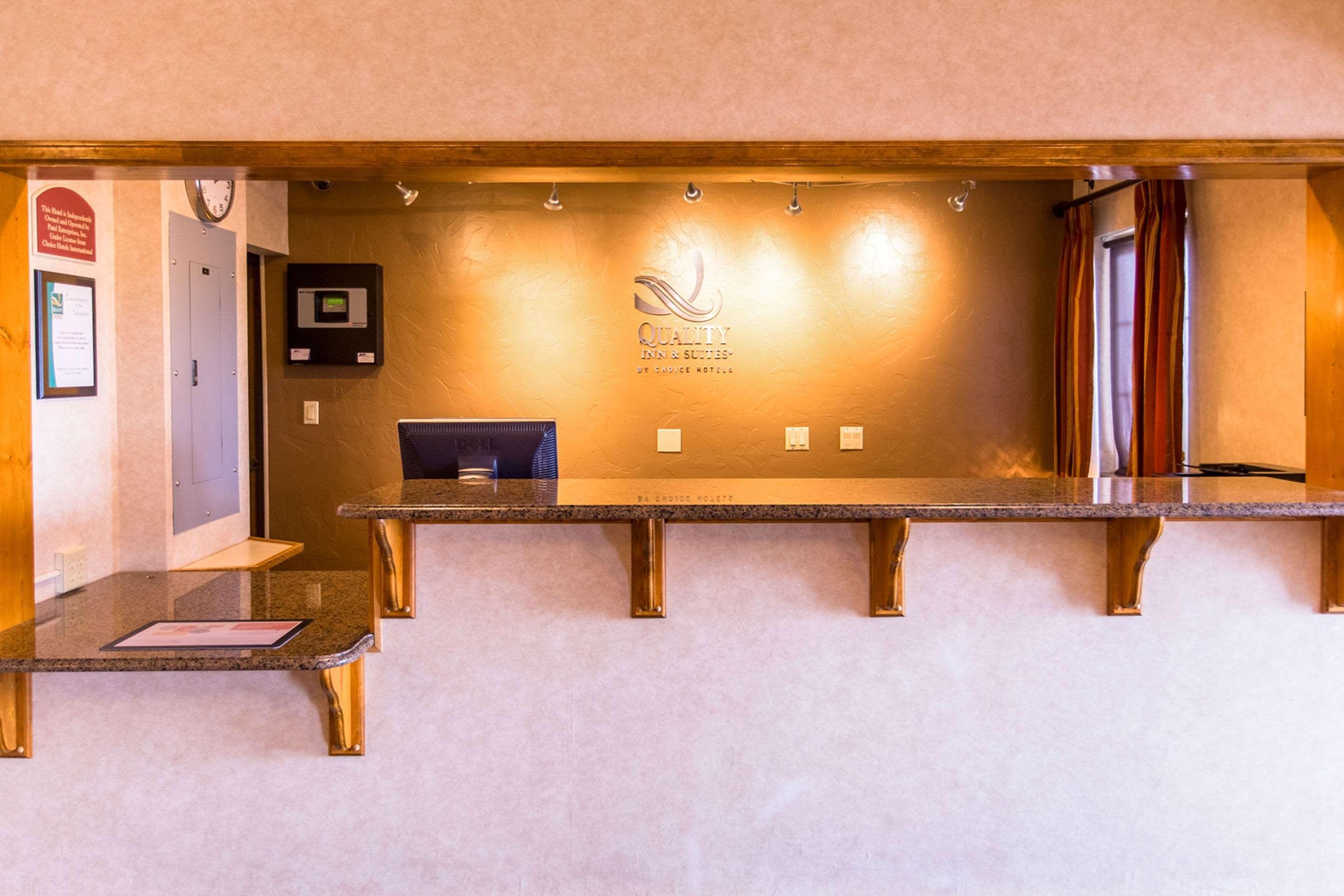 Quality Inn & Suites University Laramie Εξωτερικό φωτογραφία