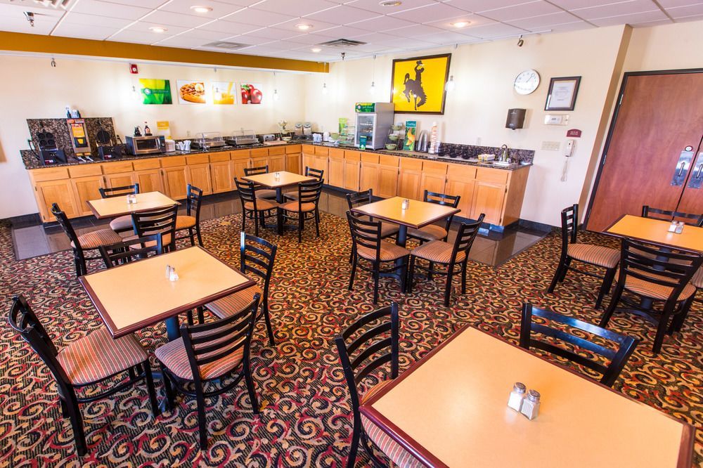 Quality Inn & Suites University Laramie Εξωτερικό φωτογραφία